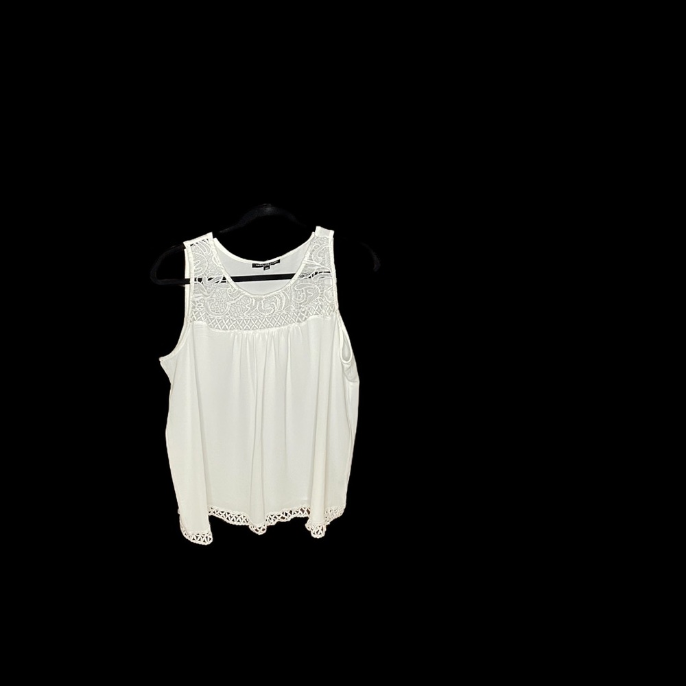 Absolute Angel NY White Sleeveless 2X top